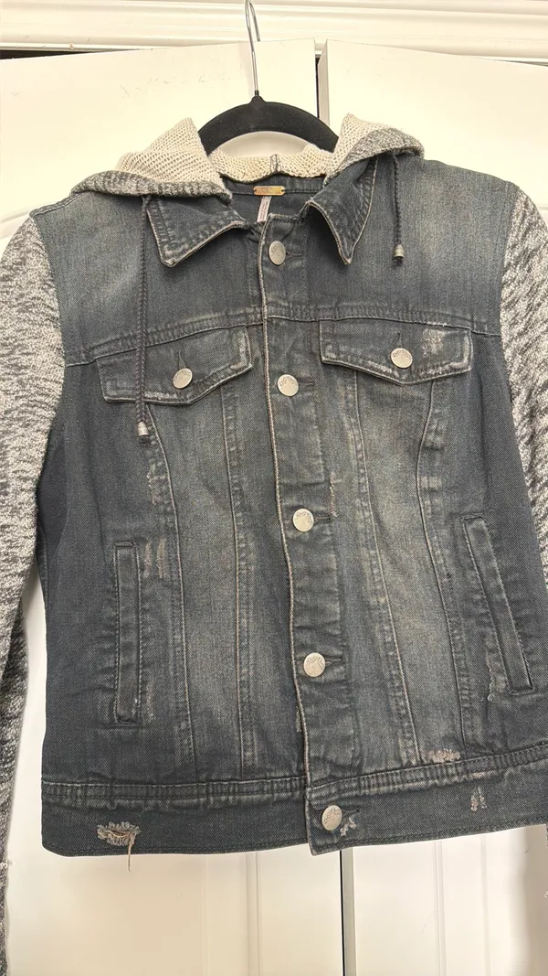 Free People Distressed Denim Jacket - Image 6