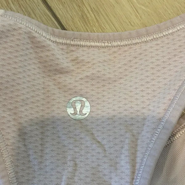 Lululemon high neck sports bra - Image 4