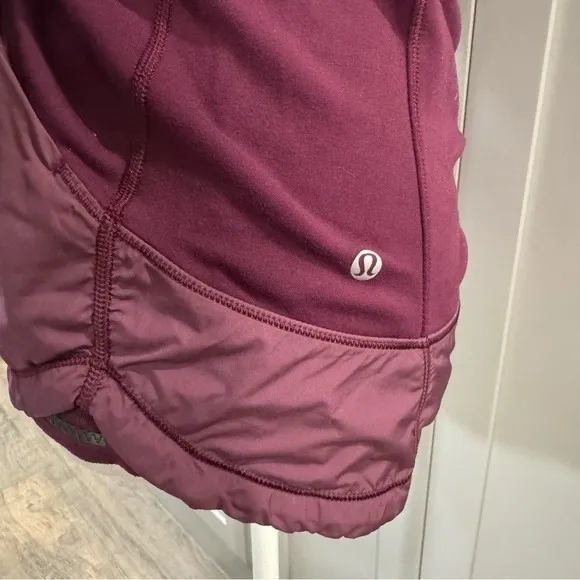 Lululemon Women's Can't Stop Jacket Hyper Stripe‎ Plum size 6 Small athleisure - Image 6