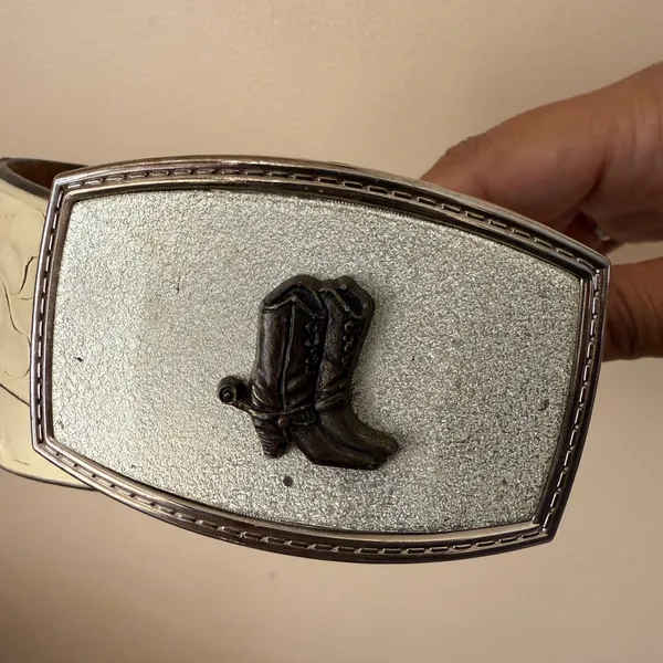 Justin Boots Ivory Leather Belt Cowgirl Boots Buckle Top Grain Cowhide Sz 28 31” - Image 4