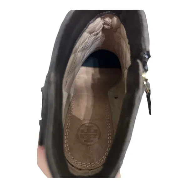 Tory Burch Leila Black Quilted Leather Wedge Ankle Booties Gold Logo Zip Size 8M - Image 11