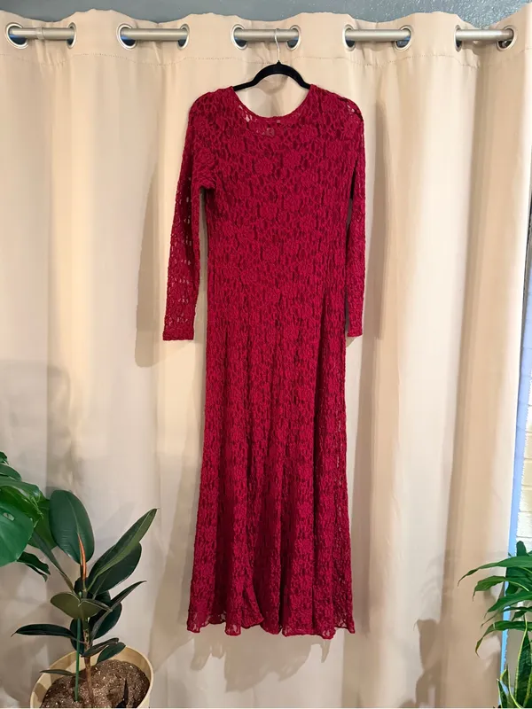Loft Vintage-Inspired Red Lace Long Sleeve Maxi Dress - Image 2