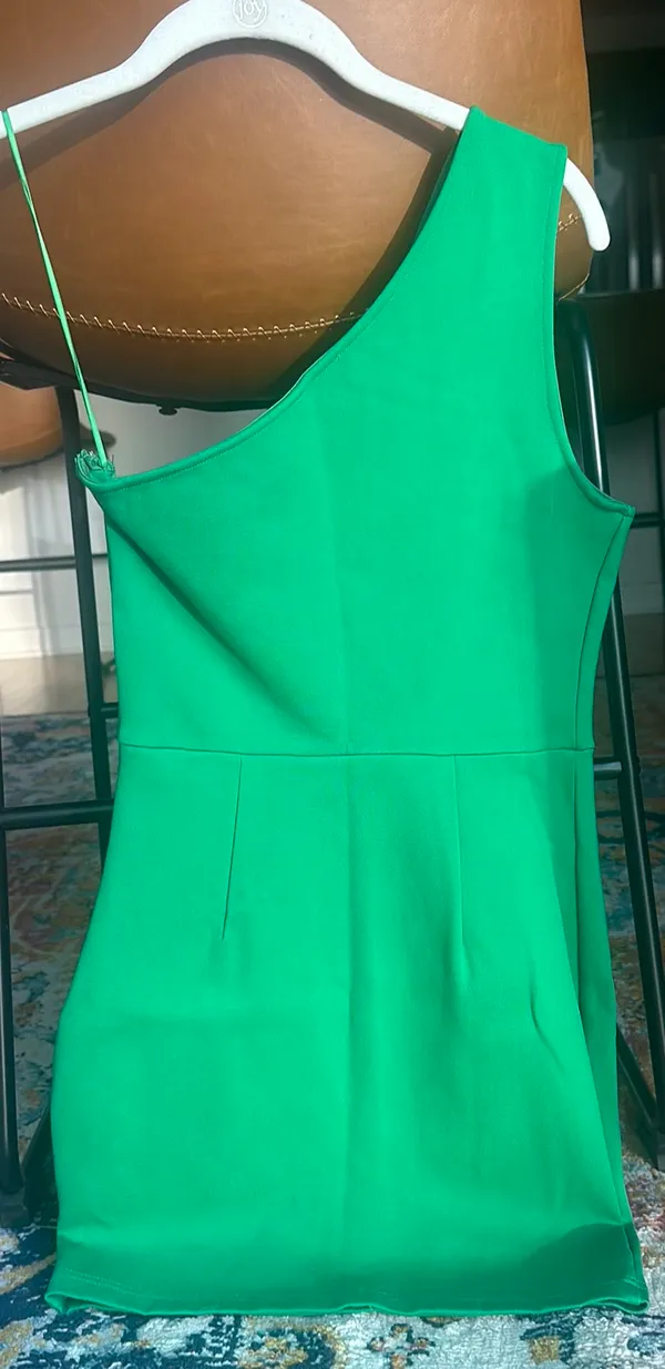 superdown Nava Assymetrical Mini Dress in Kelly Green - Image 3