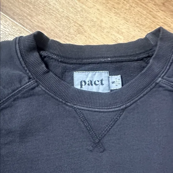 Pact Women’s‎ Organic CottonCrewneck Terry Sweatshirt Size Small - Image 2