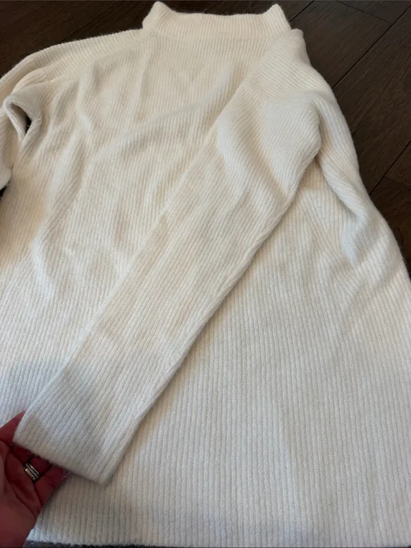 LOFT Cream Ribbed Turtleneck Sweater Size Small - C54-135 - Image 4