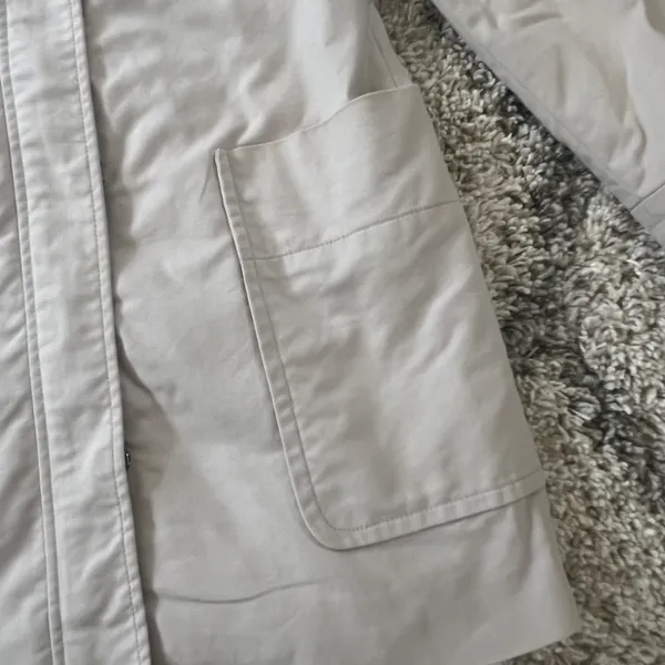 ZARA GUC  Light Bone Pleated Back Coat - Image 3