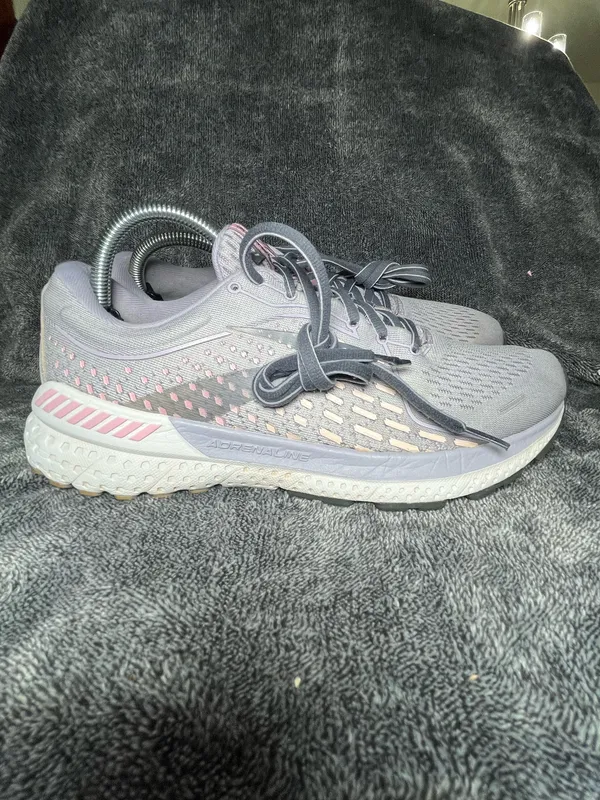Brooks Adrenaline GTS 21 Women's Size 10 Lavender Purple Running Shoes 1203291B675 - Image 3