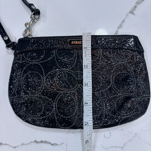 Coach Wristlet Signature Poppy “C” Black Patent Leather Zip - Image 4
