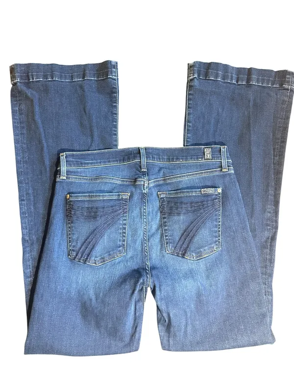 Size 31 7 for all mankind flares - Image 3