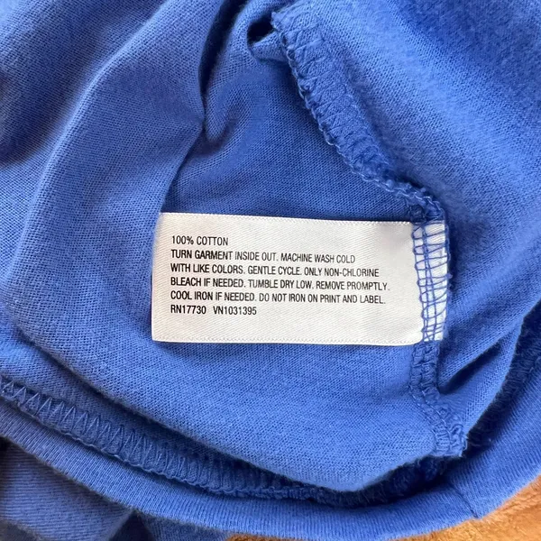Universal Thread Graphic T Blue Yellow Le Soleil xs Short Sleeves - Image 5