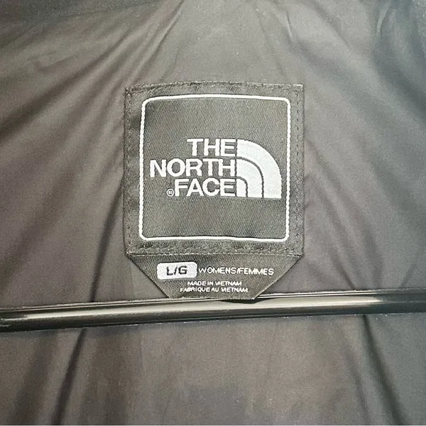 The North Face Women’s 550 Black Insulated Puffer Jacket - Size: Large - Image 10