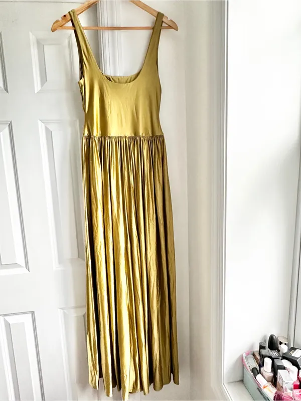 Delfi Collective Oriana Satin Scoop-Neck Maxi Dress in Olive - Image 4