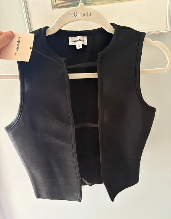 superdown Black Tank Top - Image 6