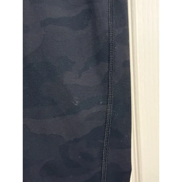 Vuori Daily Legging Black Camo High‎ Rise Activewear Athleisure Lounge Cozy Yoga - Image 5