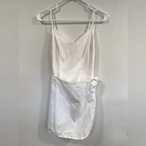Abercrombie & Fitch White Wrap Apron Mini Dress – Size Small - Image 3