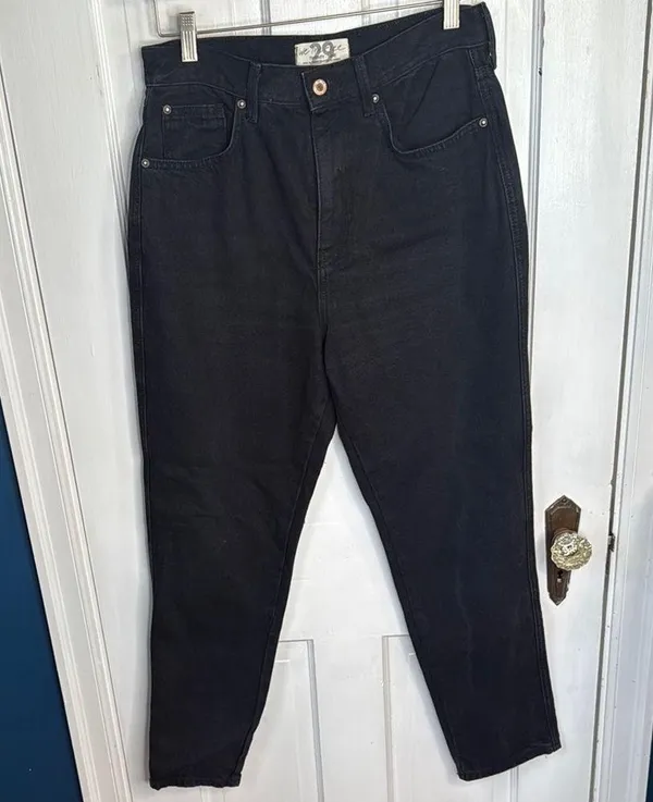 We The Free Free People Stove Pipe Jean in Black High-Waisted Jeans W1170 Sz 29 - Image 4