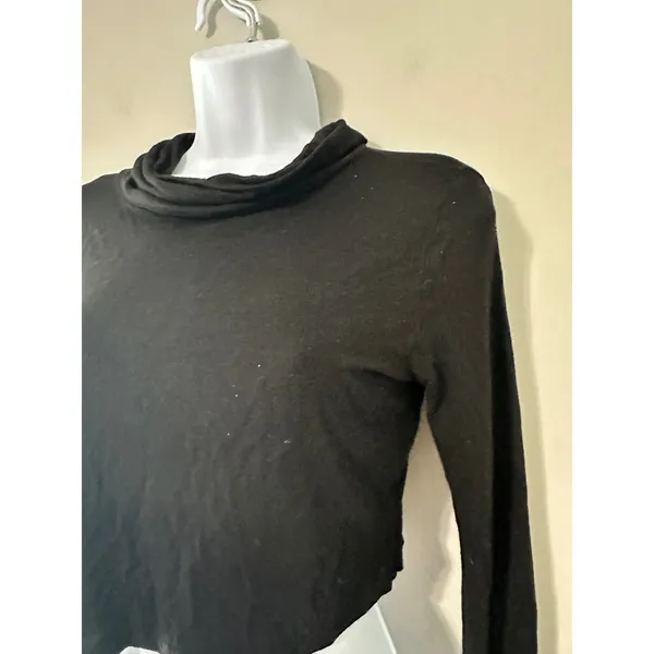 J USA Black Long Sleeve Cowl Neck Cropped‎ Top Women's - Image 2
