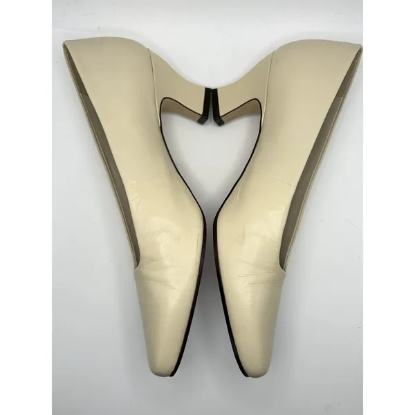 Vintage Enzo Angiolini Ivory Leather Square Toe Pumps Low Heel 90s Y2K Size 71/2 - Image 3