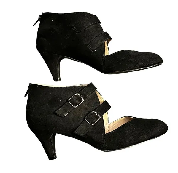 Journee Collection Ohara sweetheart pumps - Image 3