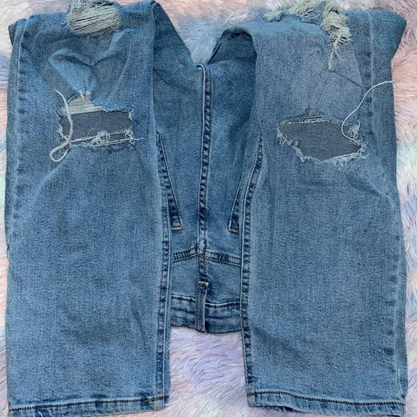 Wild Fable Light Wash High Rise Straight Leg Jeans - Image 3