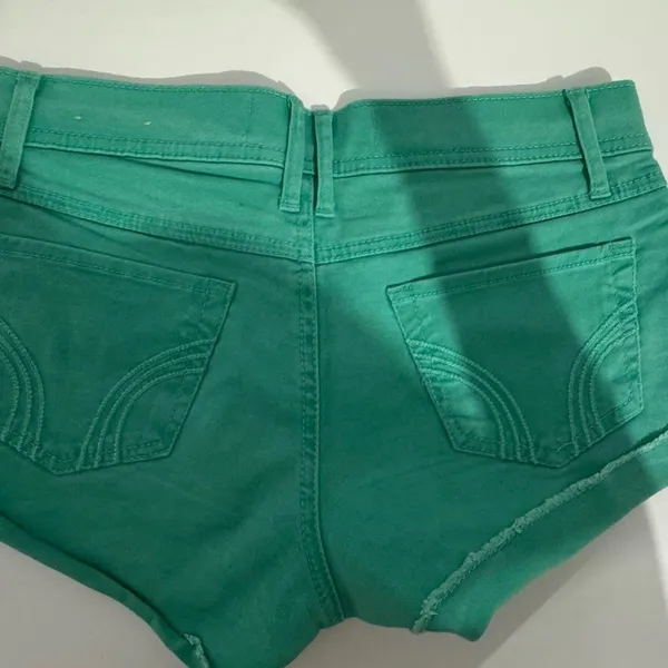 Hollister Green Athletic Shorts - Image 2