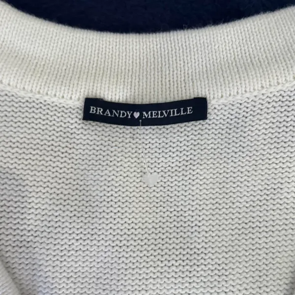 Brandy Melville White Sweater Vest - Image 3