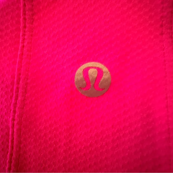 Lululemon Abrasion-Resistant Training T-Shirt Best Size 10 23 inches pit to pit - Image 5
