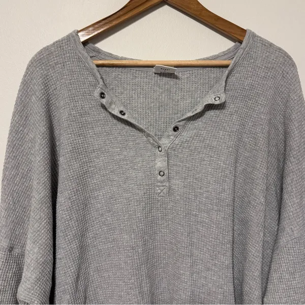 OFFLINE By Aerie Wow! Waffle Henley T-Shirt Size XL Gray - Image 4