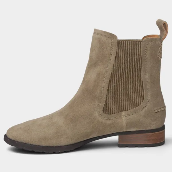 UGG Hillhurst Antilope Suede Chelsea Boots 7.5 - Image 3