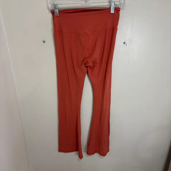 OFFLINE by Aerie RealMe Xtra Flare Leggings Coral Orange Crossover Twist M Short - Image 8