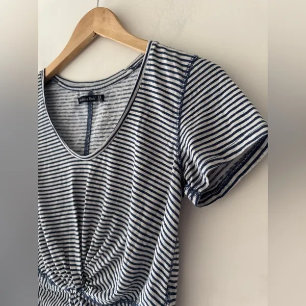 Abercrombie & Fitch Blue and White Stripe Knot Front‎ Crop Top - Image 2