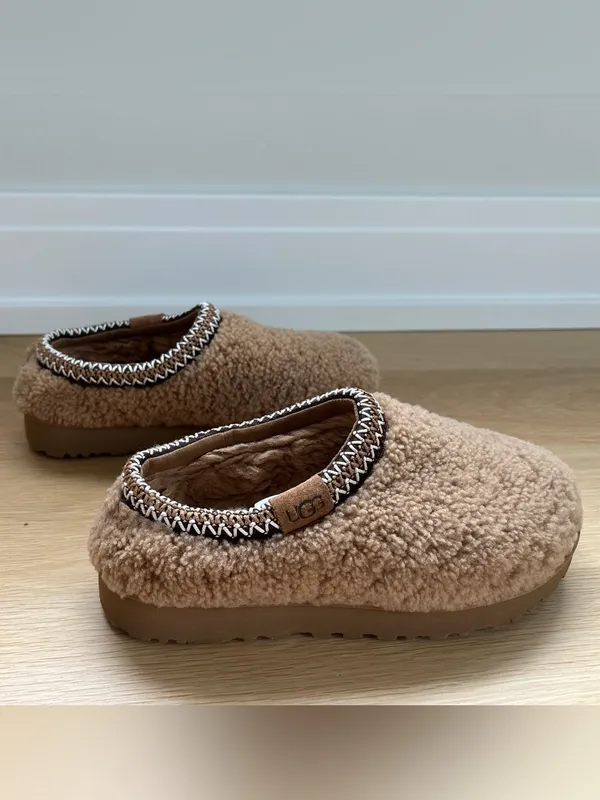 UGG Tasman Maxi Curly Genuine Shearling Slippers - Image 2