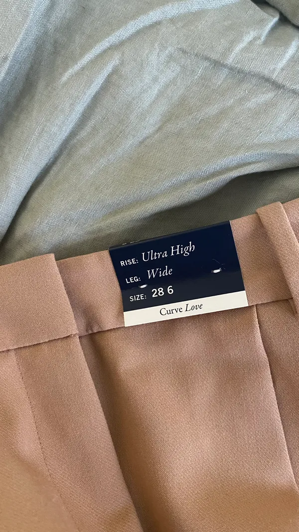 High Rise Wide Leg Tailored Pants - Image 3