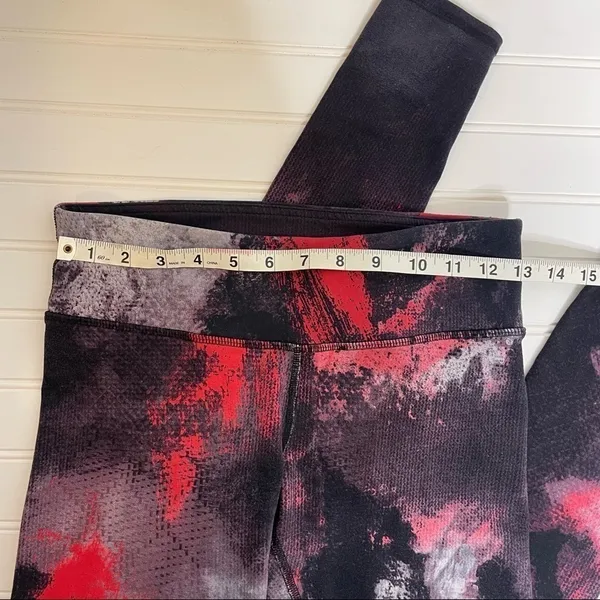 ALO Yoga Airbrushed Leggings in Ruby Red Smoke 688 - Image 8