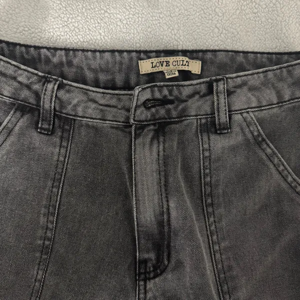 Black cargo pants Size 10 - Image 2