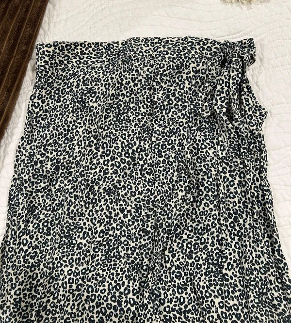 American Eagle Cheetah Skirt - Image 4