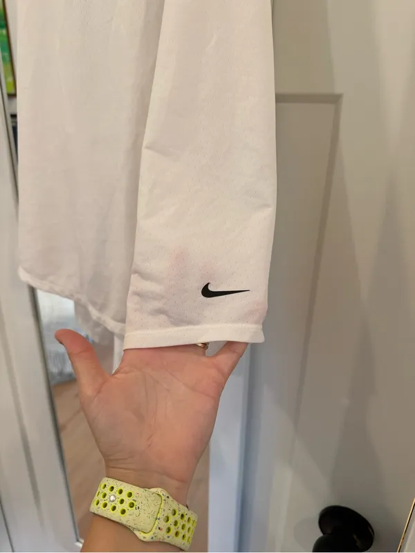 NIKE Elastika Solid Women's Tank Top Size Medium - Image 4