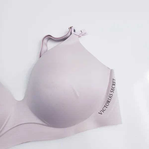 Victorias's Secret Body By Victoria Lightly Lined New With Tag Bra - Image 2