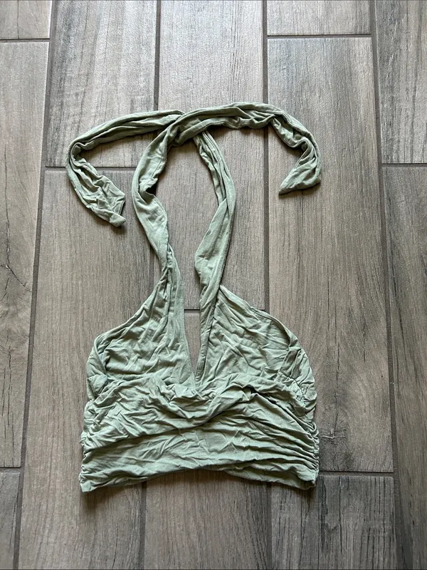 Ruched Halter Crop Top - Image 4