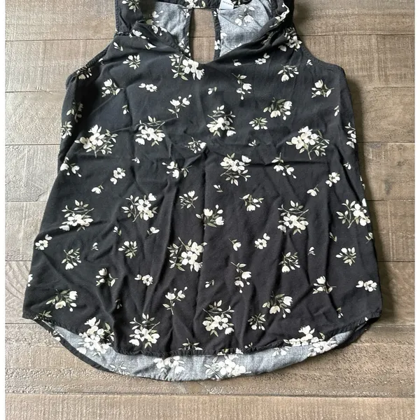 Old Navy Women's Luxe Black White Floral Swing‎ Tank Size XS - Image 4