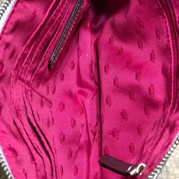 Juicy Couture “love” hand bag - Image 3