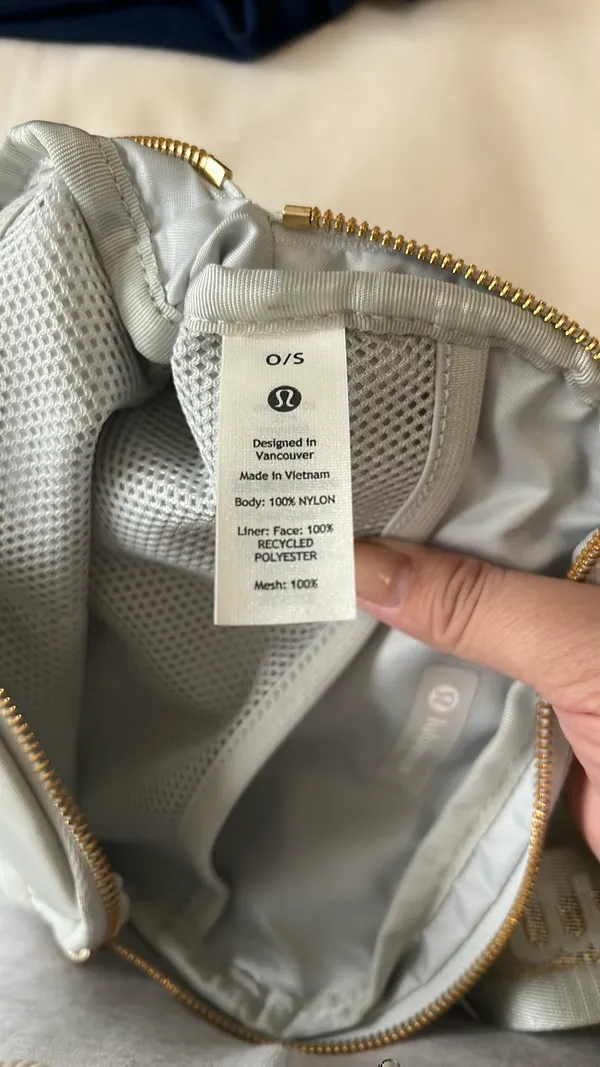 Lululemon Belt Everywhere Bag - Image 4