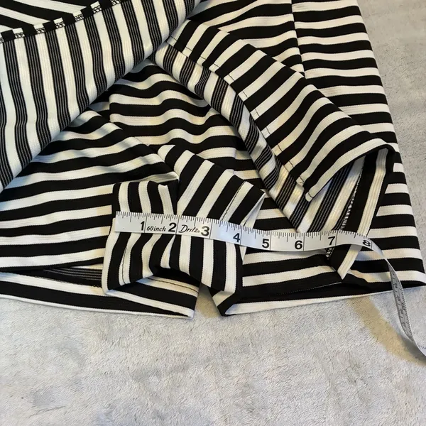 Brandy Melville Skort Womens One Size Waist Black White Striped Casual - Image 6