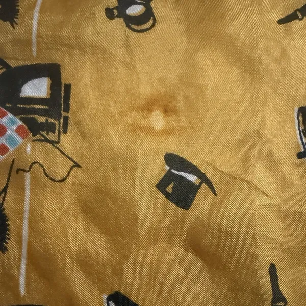 Horse Carriage Yellow Rolled Edges Hand Stitched 17" Square Scarf, 1950s, MCM - Image 4