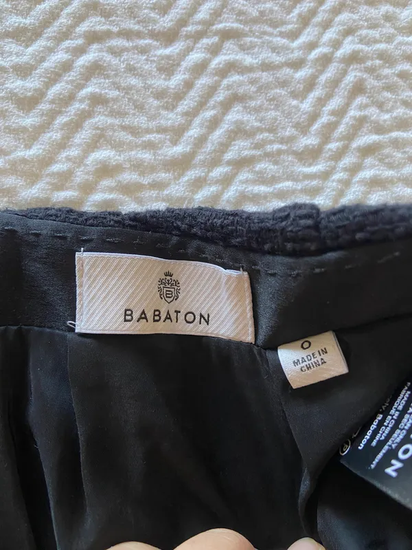 Aritzia Babaton Black Mini Skirt - Image 2