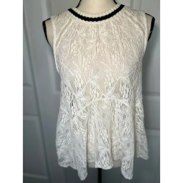 Free People Lace‎ Peplum Top XS Cream Black Trim Keyhole Back Sleeveless Boho - Image 2