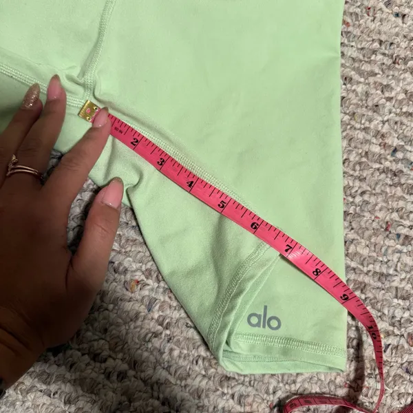 ALO Yoga Green Bike Shorts High-Rise Performance- Size XS - Image 6