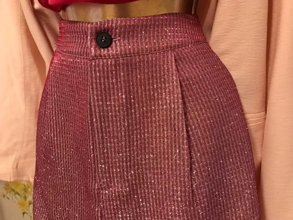 Sans Souci sparkly Pink short size M - Image 5