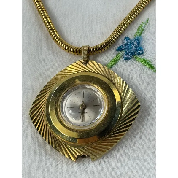 Vintage Waltham Pendant‎ Watch Necklace Gold Tone Sunburst Floral Swiss Made - Image 2