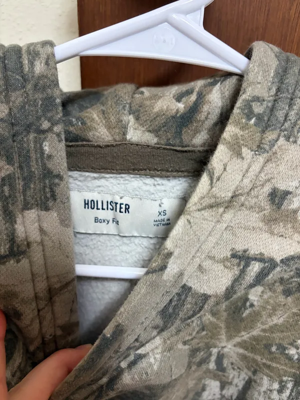 Camo sweatshirt  - Image 2